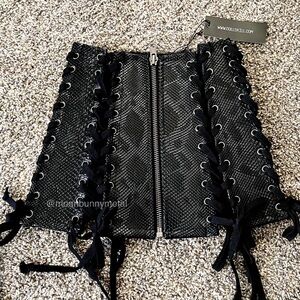 Brand New!! Dolls Kill Snakeskin Mini Skirt Corset Grommet Lace XS Goth Club Exx